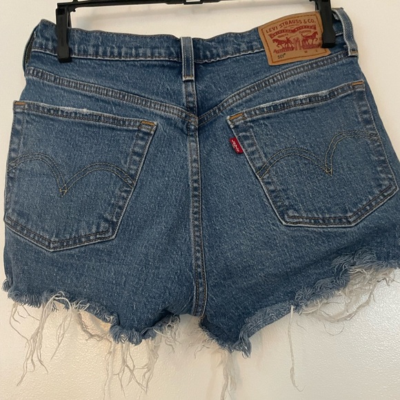 501 Levi’s Shorts - Picture 3 of 3